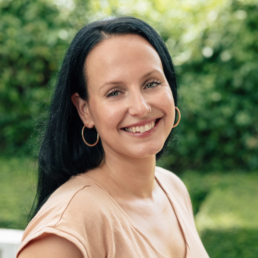 Középpont Jógastúdió | Konta Bettina